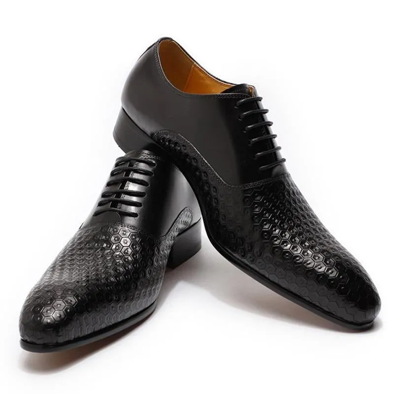 Geoluxe Chic Lace Up Pointed Toe Oxford