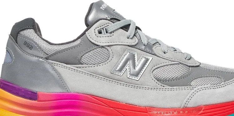New Balance 992 Made in USA 'Grey Multi' Sneakers, Gray
